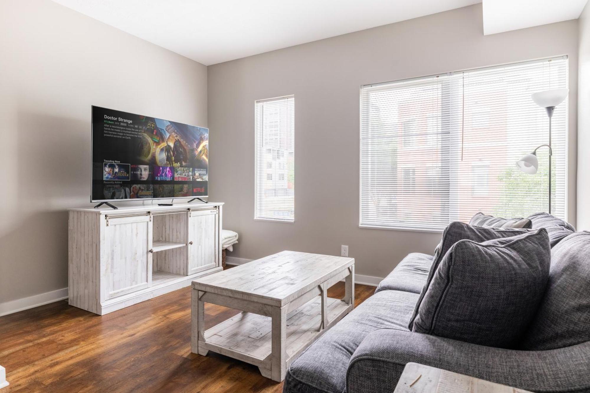 Luxury Downtown Townhome Unit 5 Cleveland Esterno foto