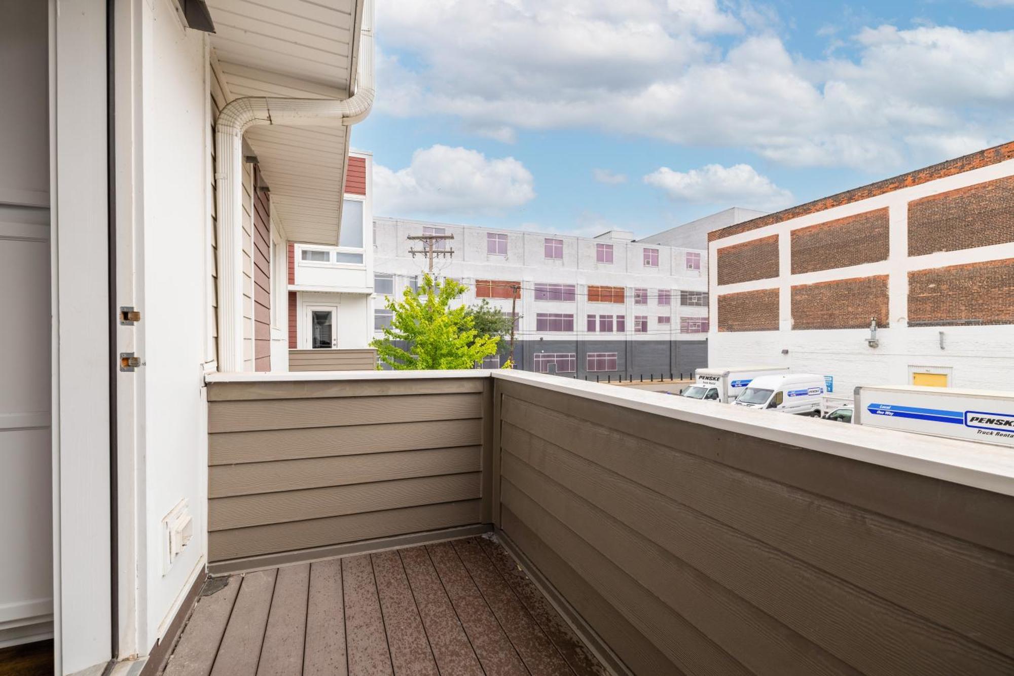Luxury Downtown Townhome Unit 5 Cleveland Esterno foto